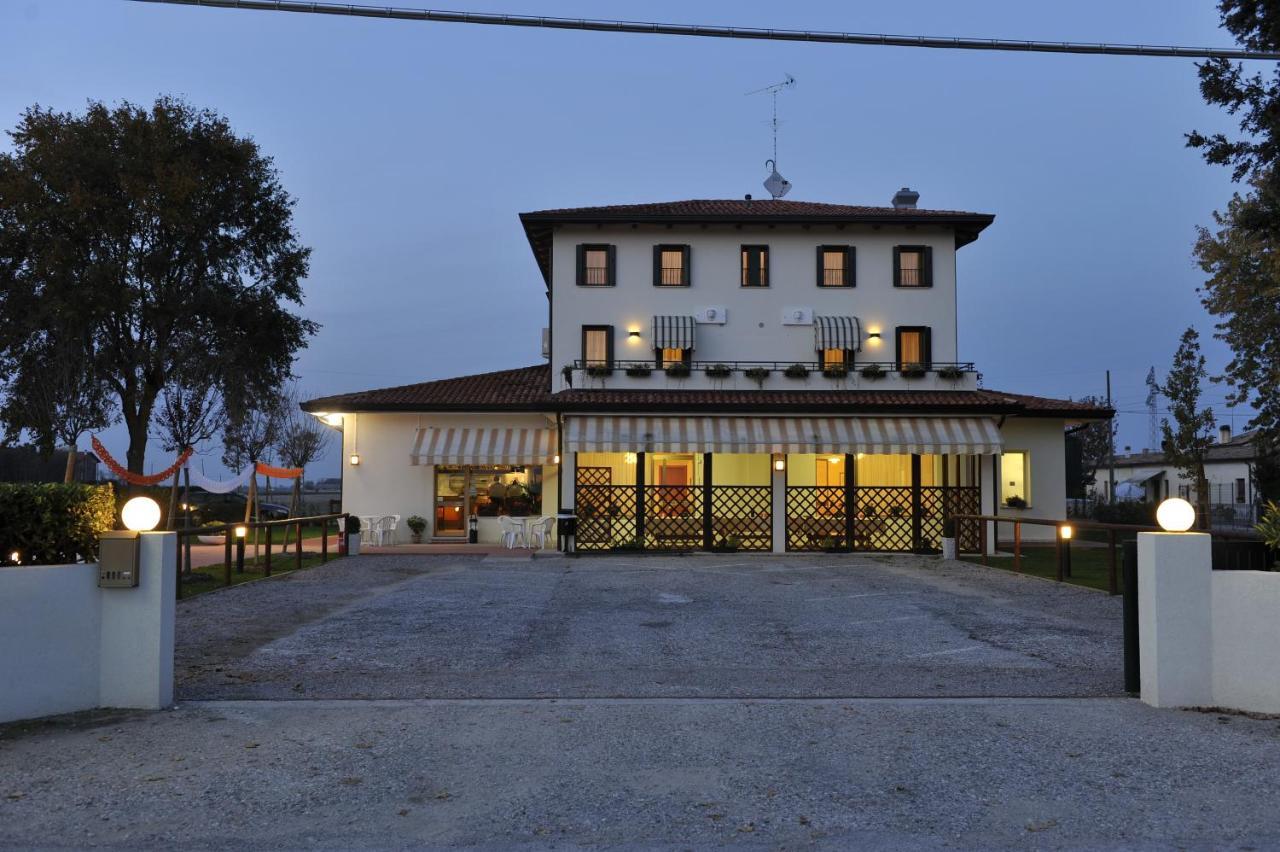 Terzo Bacino San Michele al Tagliamento Exterior foto